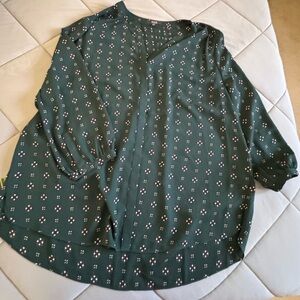 NYDJ Dark Green Printed V-Neck Blouse